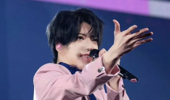 すとぷりのさとみくんの顔バレ素顔の画像