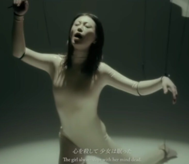 胸が膨らんで豊胸を疑われる氷川きよしさん